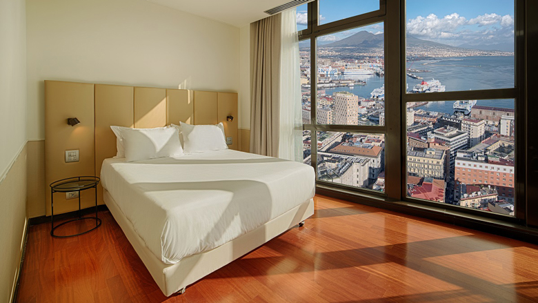 Nh Napoli Panorama suite