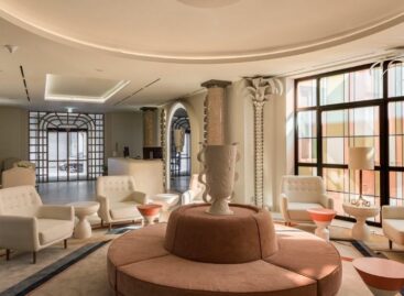 Ispirazione Anni ’40 per il debutto di Room Mate a Roma