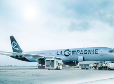 Scommessa La Compagnie: “Voli Milano-New York solo in business”