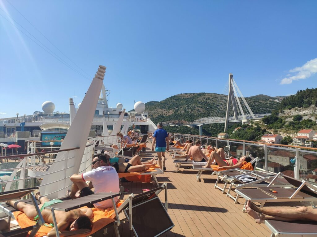 ponte piscina Msc Splendida