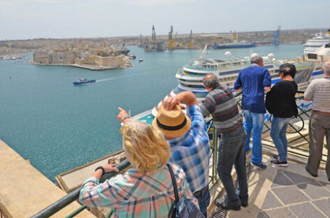 Malta lancia i soggiorni lunghi per i turisti over 65