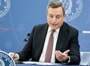 Green pass all’italiana: <br>scatta l’obbligo (quasi) ovunque