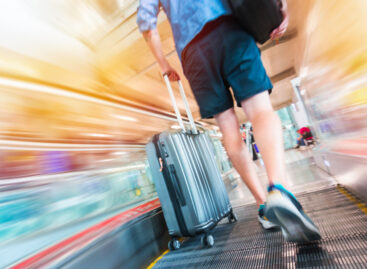 Fast track solo per i vaccinati: l’esperimento di Heatrow