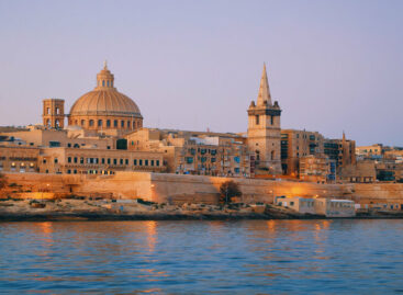 Malta cambia idea: quarantena per i non vaccinati