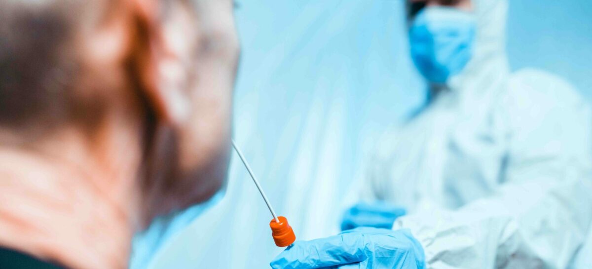 Iata insiste: «Ripartenza? Solo con tamponi low cost»