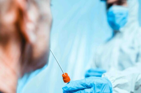 Iata insiste: «Ripartenza? Solo con tamponi low cost»