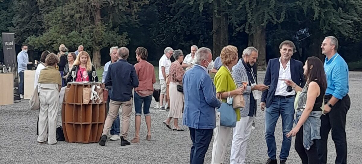 Calici di Stelle per le adv del network Frigerio Viaggi