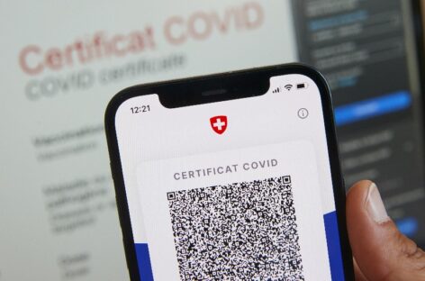 La Svizzera verso l’obbligo del green pass per bar, ristoranti e concerti