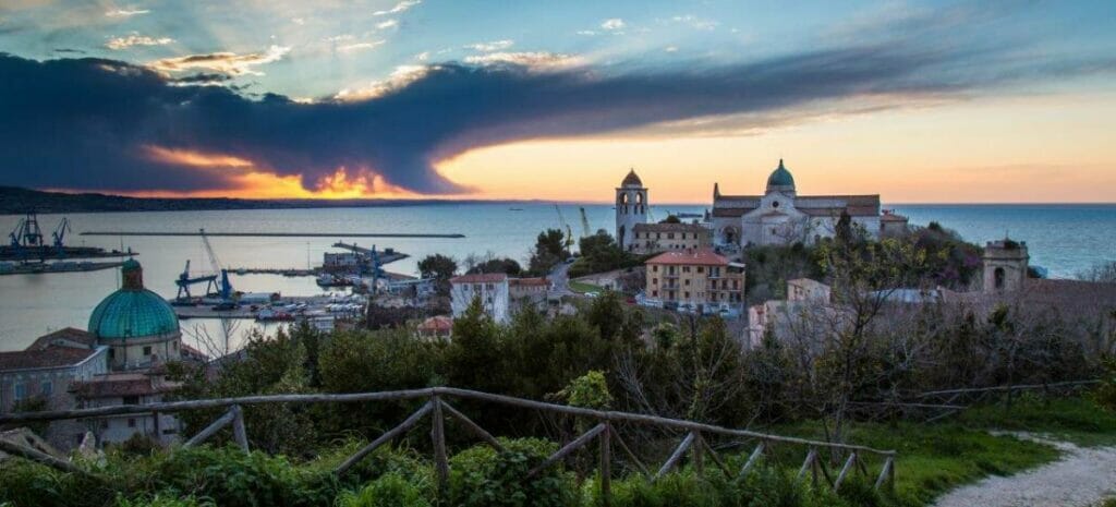 Ancona-al-tramonto