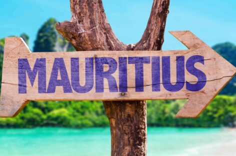 Emirates rinnova la partnership ventennale con Mauritius