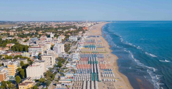 Emilia Romagna, l’estate grandiosa e la normalità perduta: i dati Assoturismo-Cst