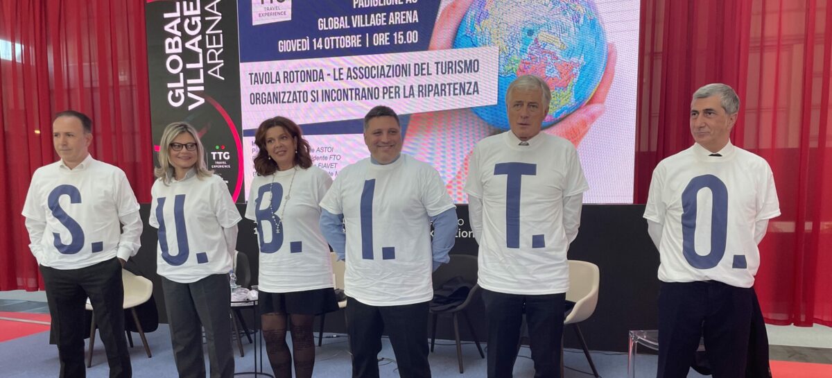 Flashmob del turismo contro l’ipocondria dei ministri