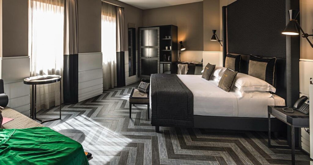 The Tribune_Hyatt AG GROUP