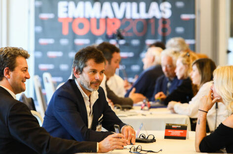Emma Villas, parte il tour con i proprietari delle location