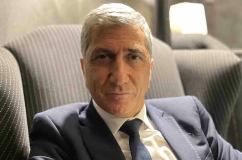 Alpitour, scatto digitale.<br> Ezhaya: «Stop al fai da te»