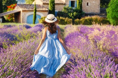 La Francia si colora di verdeblu. E il turismo si fa sostenibile