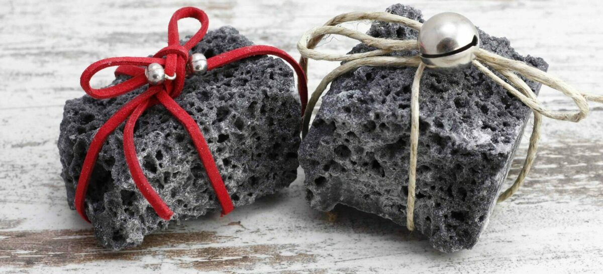 La Befana e il carbone al turismo