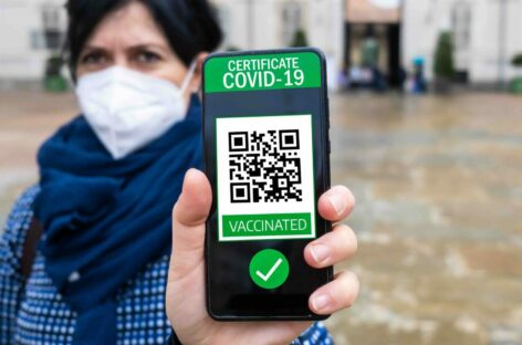 Green pass fino al 2023, la scelta dell’Europa