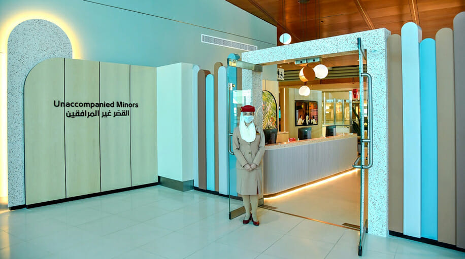 Emirates lounge bambini