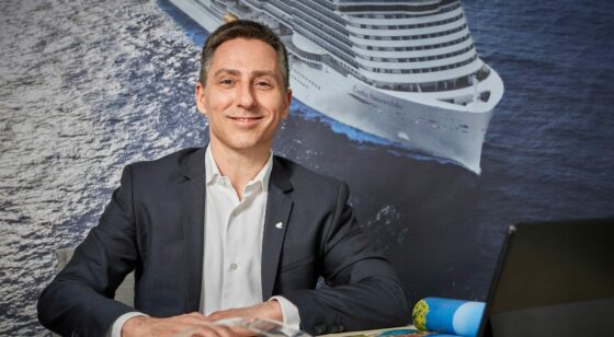 Crociere, anche Costa schiera la flotta al completo