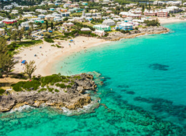 Ora Bermuda vieta l’ingresso ai non vaccinati