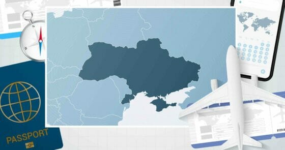 Voli in fuga dall’Ucraina: le cancellazioni in Europa