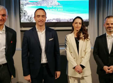 Conrad debutta in Italia con il Chia Laguna Sardinia