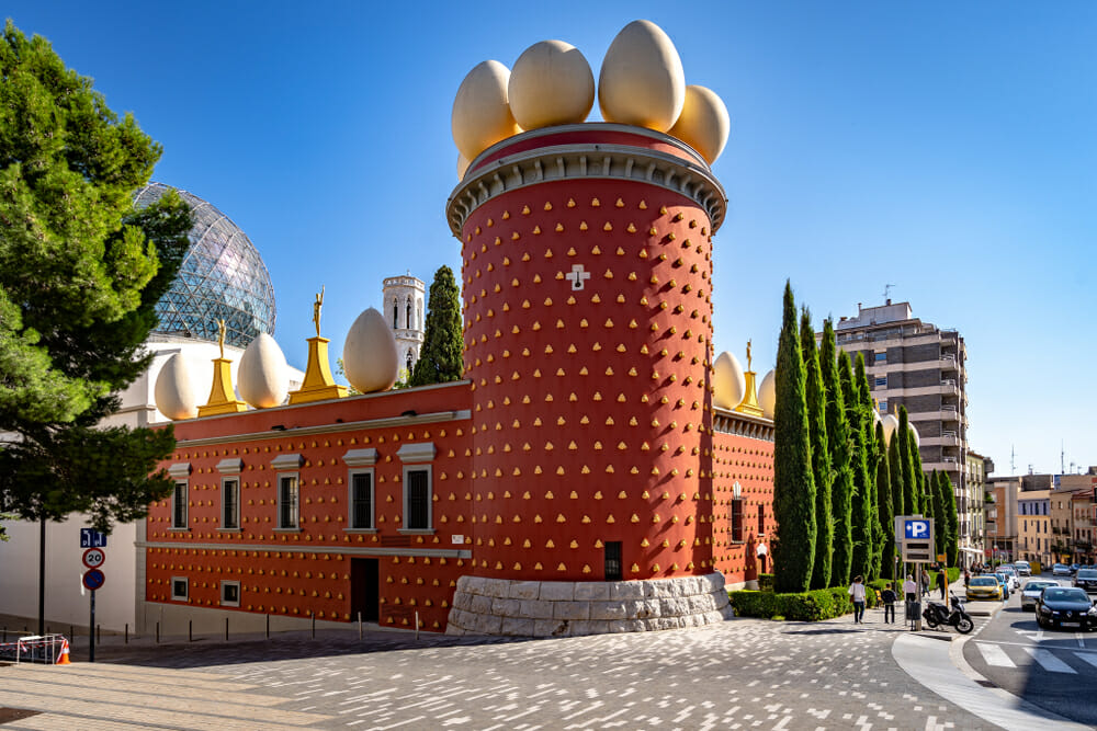 Museu dalí, Figueres -Girona by Alex Cimbal