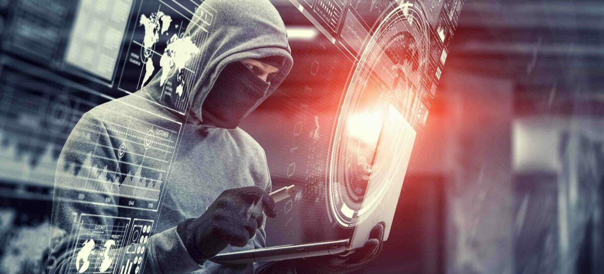 Aeroporti, attacco hacker:<br> caos voli in tre hub d’Europa