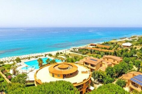 Nicolaus cresce in Calabria con il Solemare Village