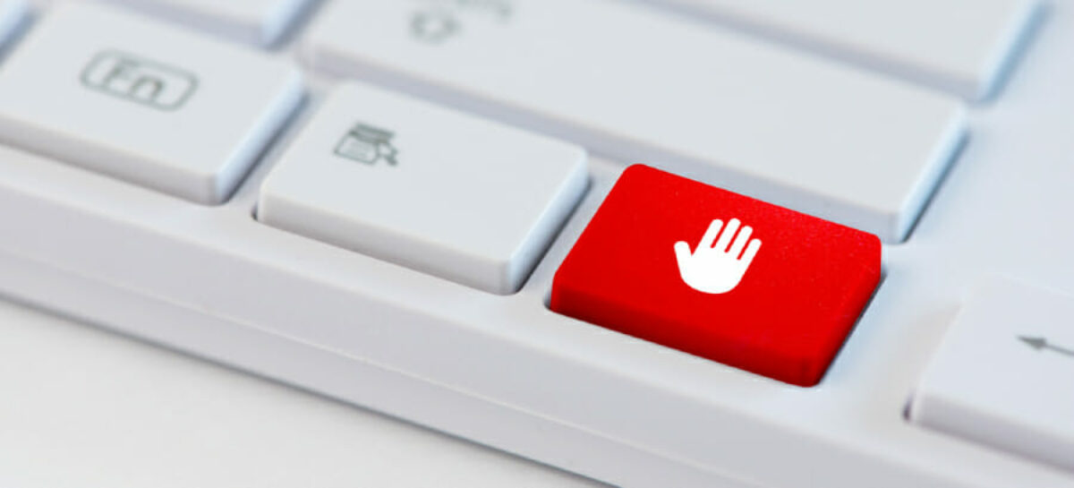 Russia, arriva anche l’addio di Expedia e Booking