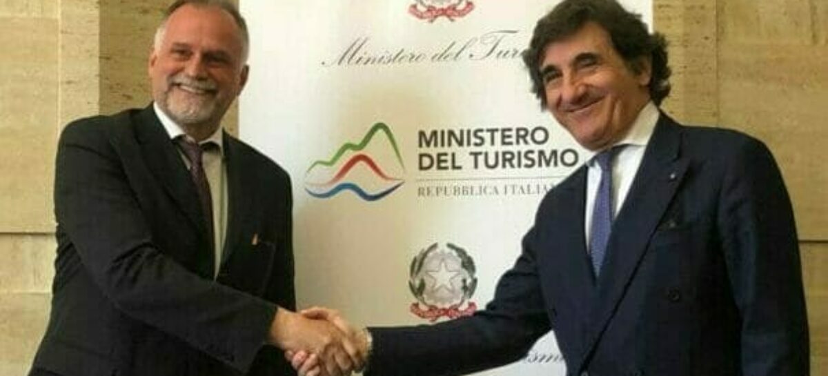 Enit, l’Italia si promuove pedalando con il Giro