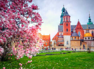 La Polonia elimina le restrizioni e aumenta i voli con l’Italia