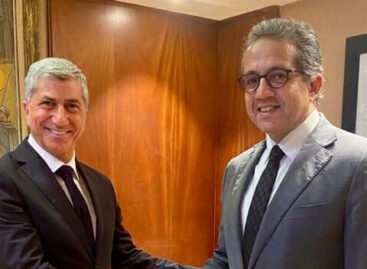 Operazione Egitto, missione di Ezhaya (Astoi) al Cairo