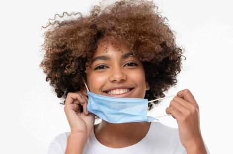 Verso l’addio alle mascherine in Italia