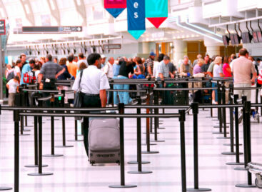 Trasporto aereo, se all’improvviso torna l’overtourism