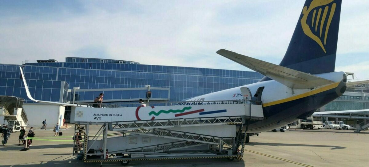 Ryanair, per l’estate 75 rotte dalla Puglia