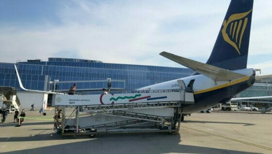 Ryanair, per l’estate 75 rotte dalla Puglia