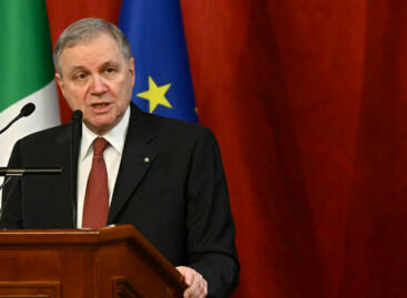 Bankitalia: sale il Pil, merito anche del turismo