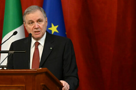 Bankitalia: sale il Pil, merito anche del turismo