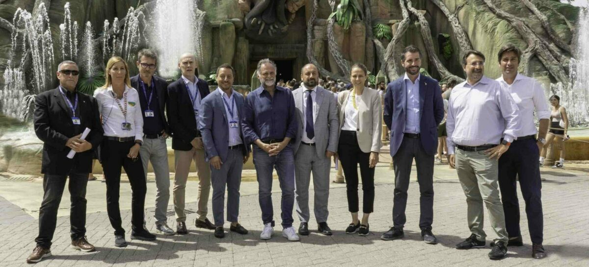 Garavaglia a Gardaland: «I parchi nel Piano strategico per il turismo»