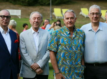 Quarant’anni del t.o. Il Diamante: alla festa anche i Mandela