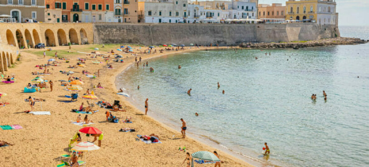 Puglia, i rincari frenano il turismo: niente boom a luglio