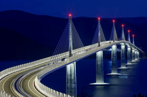 Dubrovnik si riunisce alla Croazia: inaugurato il ponte Pelješac