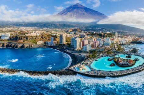 Family tourism: inverno alle Canarie tra geyser, dromedari e delfini