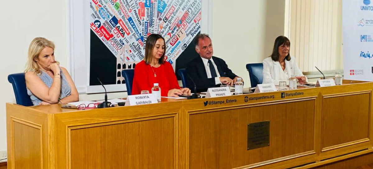 L’enoturismo vale 2,5 miliardi: il Forum mondiale in Italia ad Alba