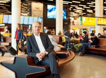 Caos voli, si dimette il ceo di Amsterdam Schiphol