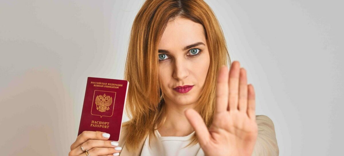 L’Estonia vieta l’ingresso ai russi (anche con visto)