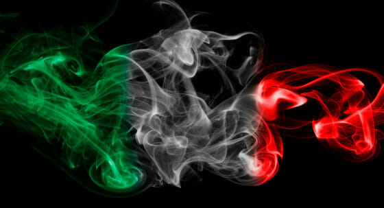 La fiamma tricolore sul ministero del Turismo