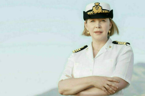 Crociere di lusso, la comandante Melani al timone di Explora I